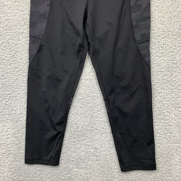Zyia Active Black Capri Leggings Size 8-10 Athletic Side Pockets - Picture 3 of 14